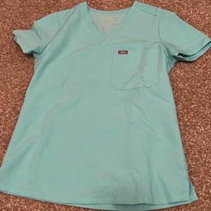 Figs one pocket scrub top